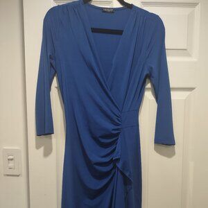Blue v-neck long sleeve midi dress